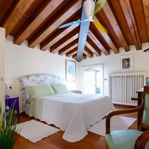 Apartamento Mini Deluxe Isola Di Mezzo